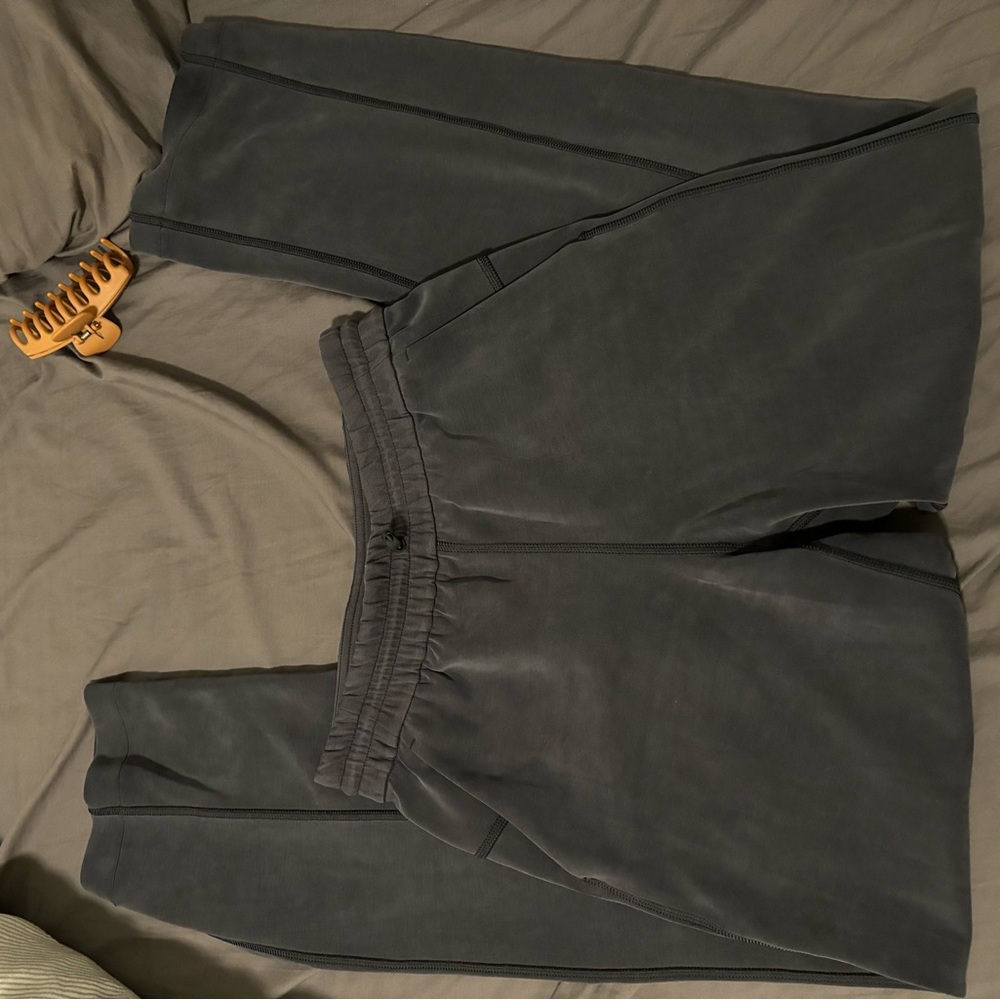 Lululemon softstreme pants